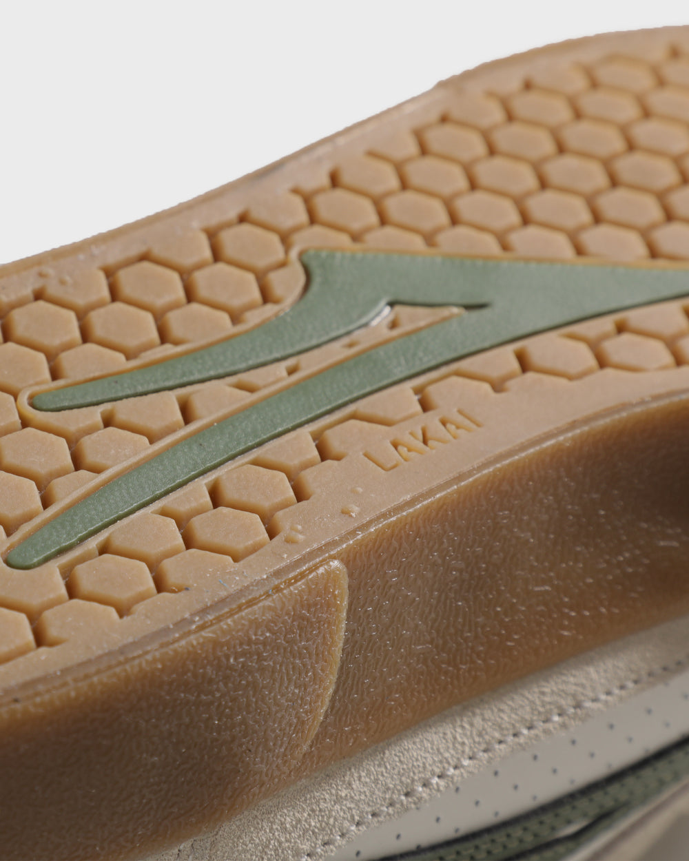 CAMBRIDGE  TAN CREAM SUEDE