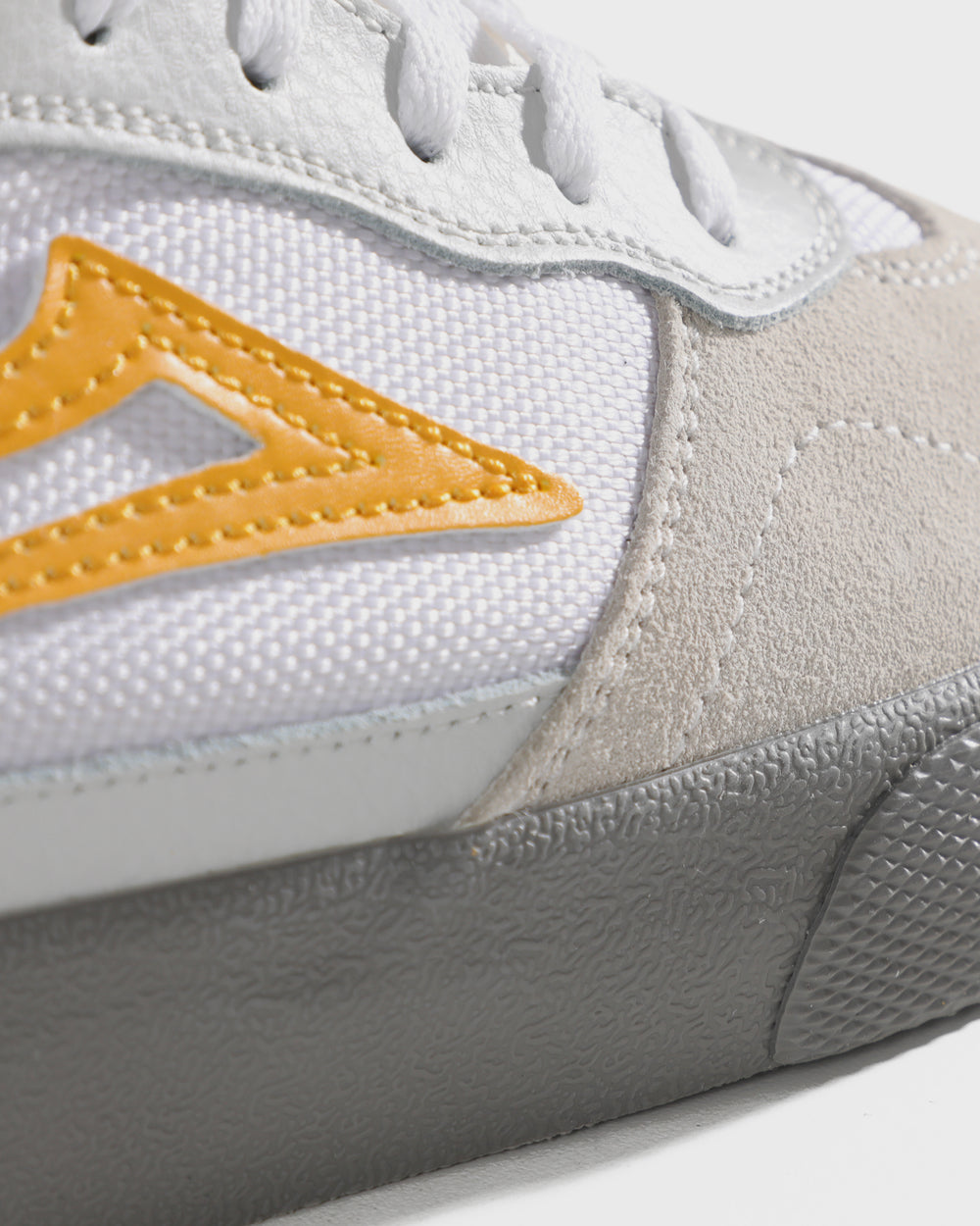 CAMBRIDGE WHITE LEATHER